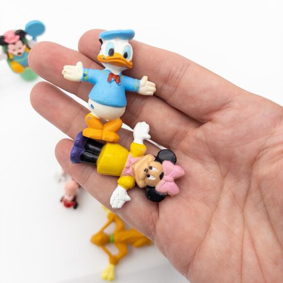 VTG 1987 Arco Disney Mickey’s Airport Airplane With Lot Of 10 Figures + Car - Picture 7 of 15